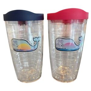 🐳 NWOT Vineyard Vines Tervis 16oz tumblers! Pink & Blue lids sold as a set!